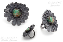 Load image into Gallery viewer, Flower and Bee Signature Ring