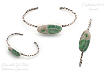 Load image into Gallery viewer, Large Oval Cabochon Cuff