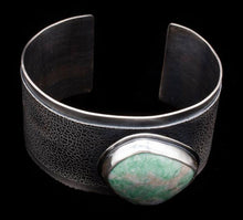 Load image into Gallery viewer, Textured Cuff