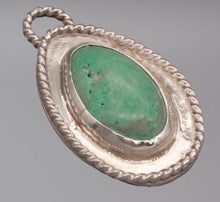 Load image into Gallery viewer, Oval with Rope Charm