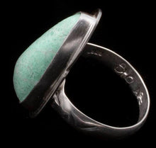 Load image into Gallery viewer, Teardrop Ring