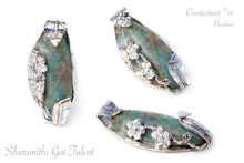Load image into Gallery viewer, Leaf and Flowers Pendant
