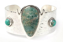 Load image into Gallery viewer, Buffalo Style Cuff
