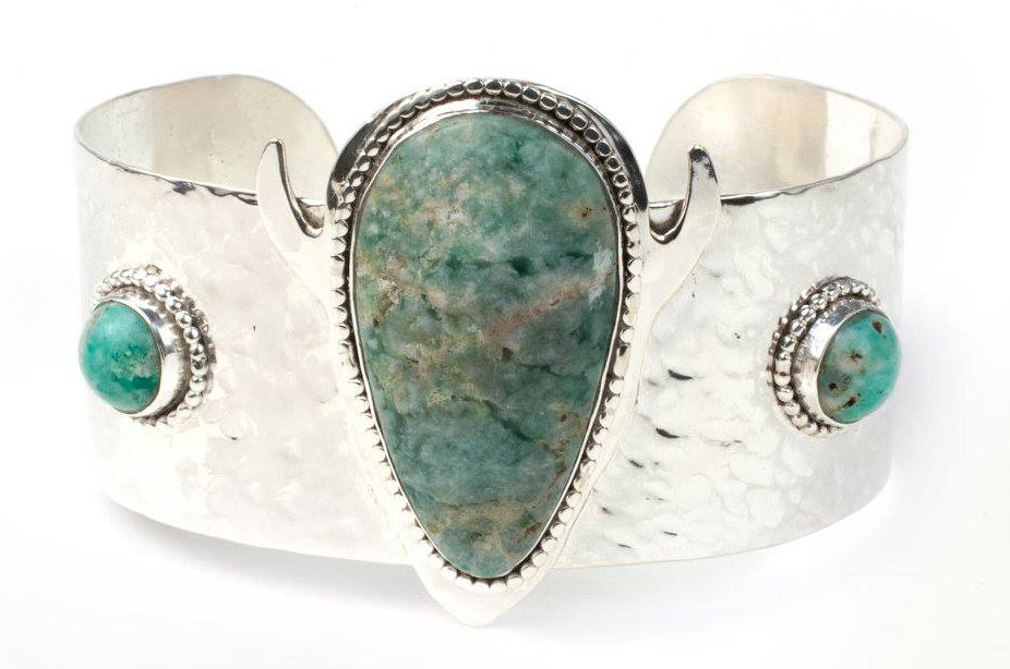 Buffalo Style Cuff