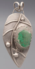 Load image into Gallery viewer, Beautiful Leaf Pendant
