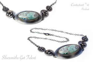 Oval Flower Pendant Necklace