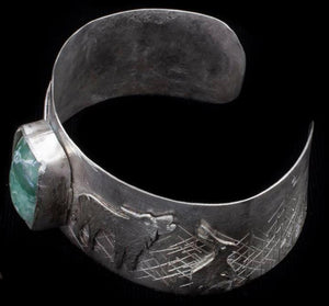 Wolf Cuff
