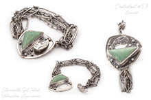 Load image into Gallery viewer, Modern Link Bracelet with Cabochon
