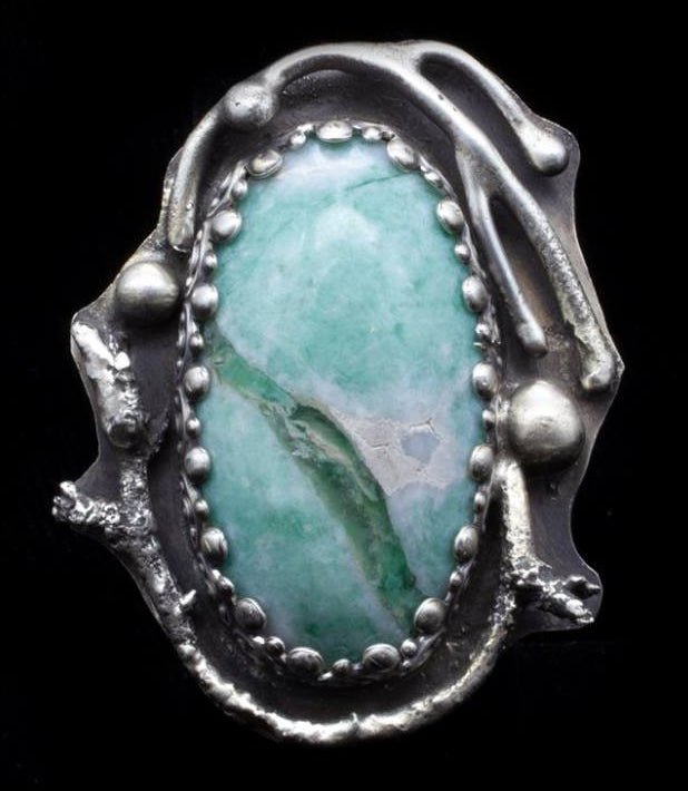 Oval Ring with Mountain Band